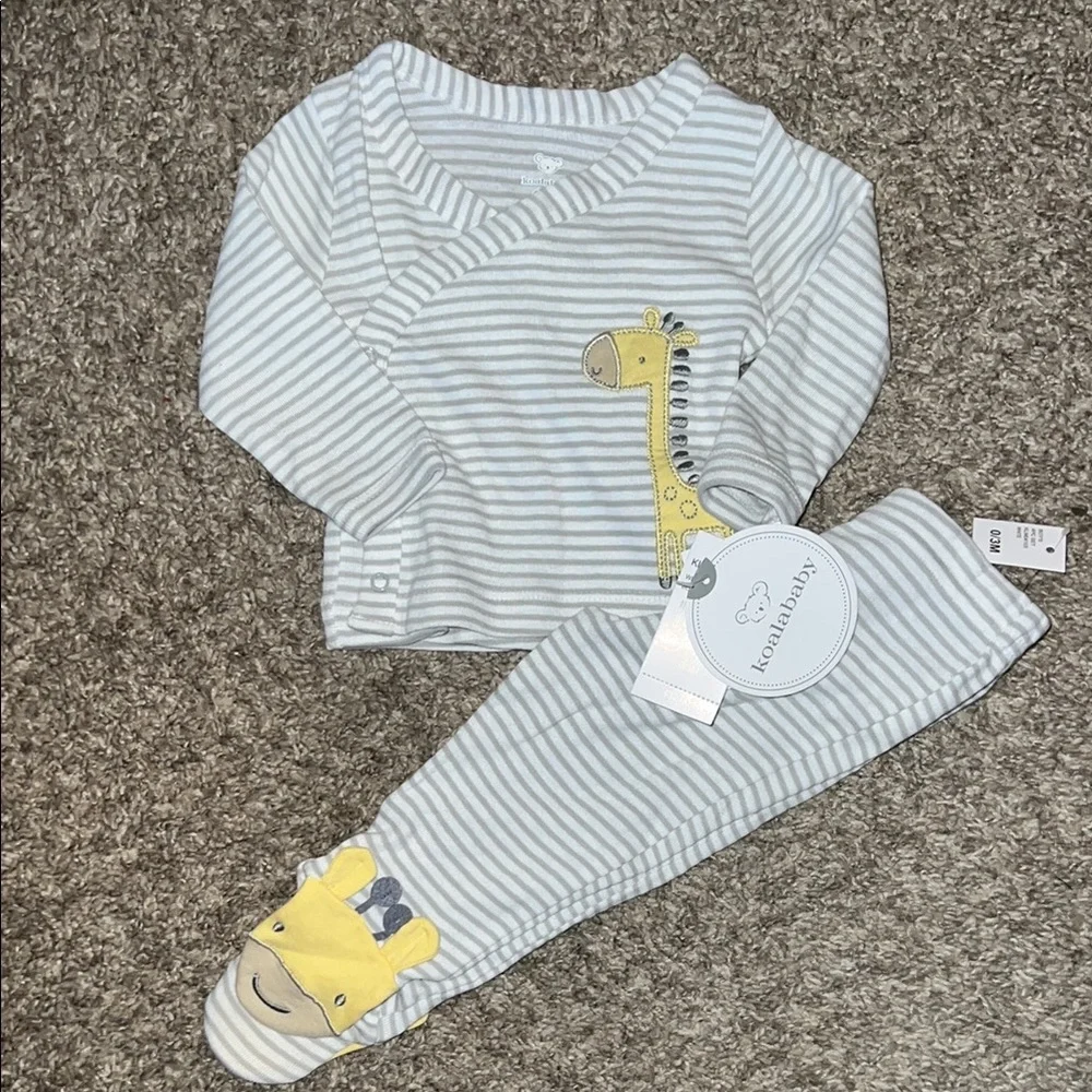 Gray and Yellow Giraffe Kids Matching Set - Picture 1 of 2